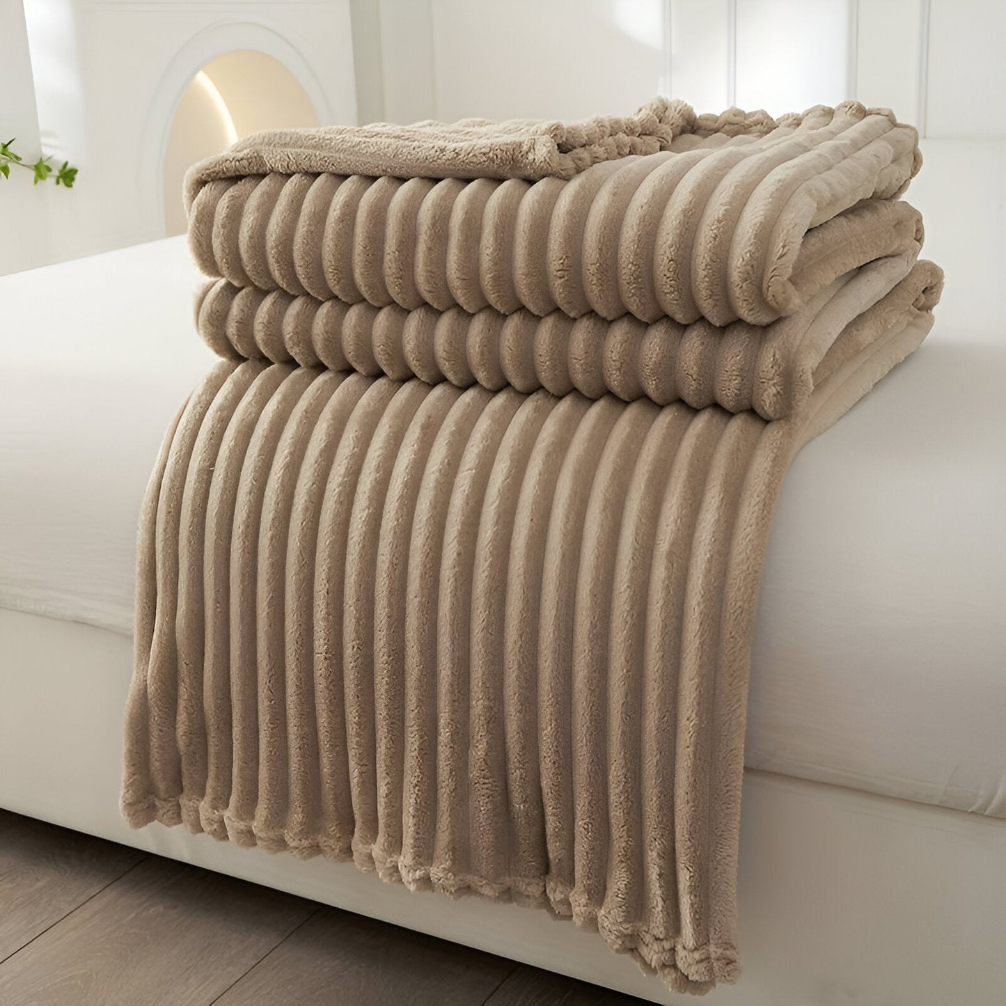 Soft, Warm Fleece Throw Blanket