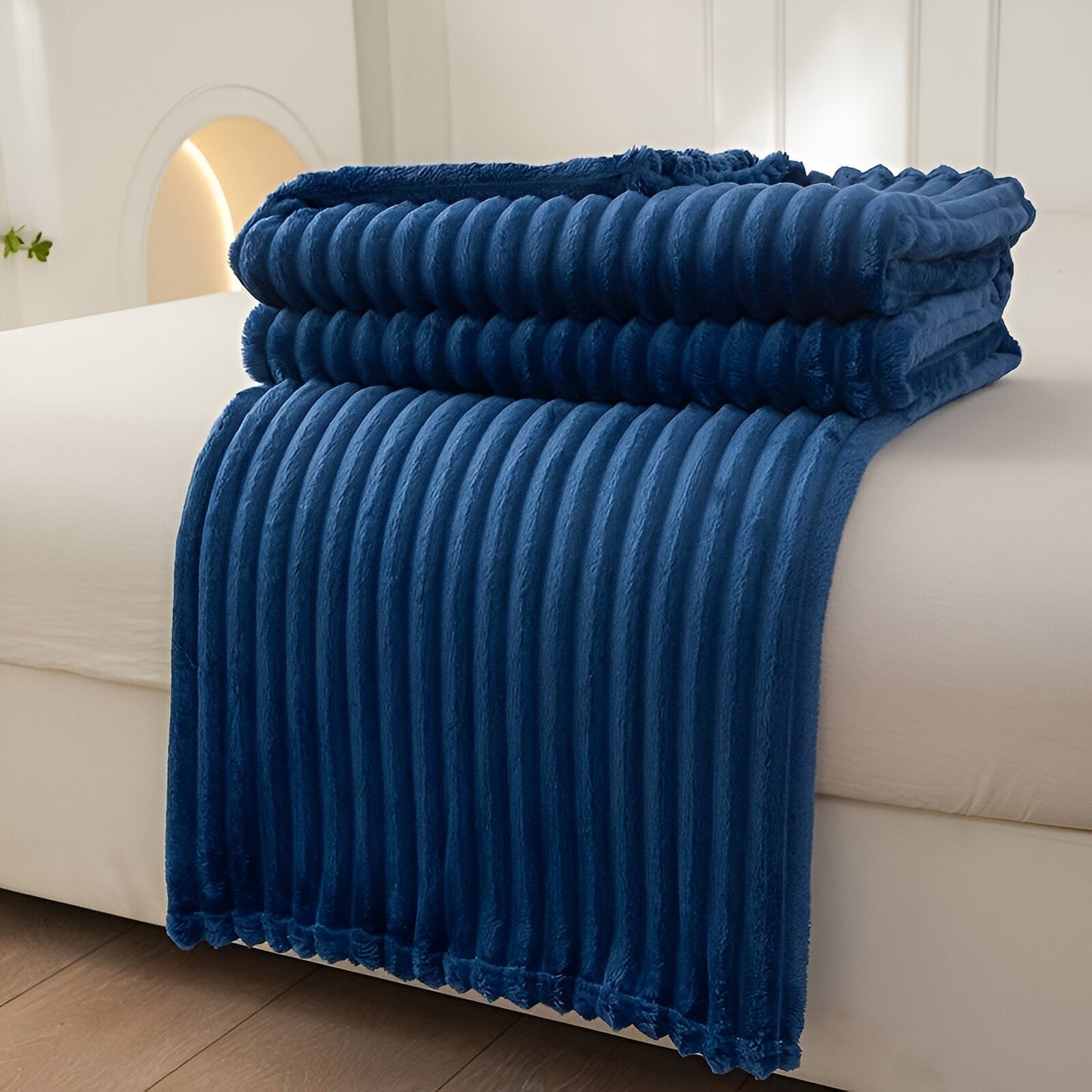 Soft, Warm Fleece Throw Blanket