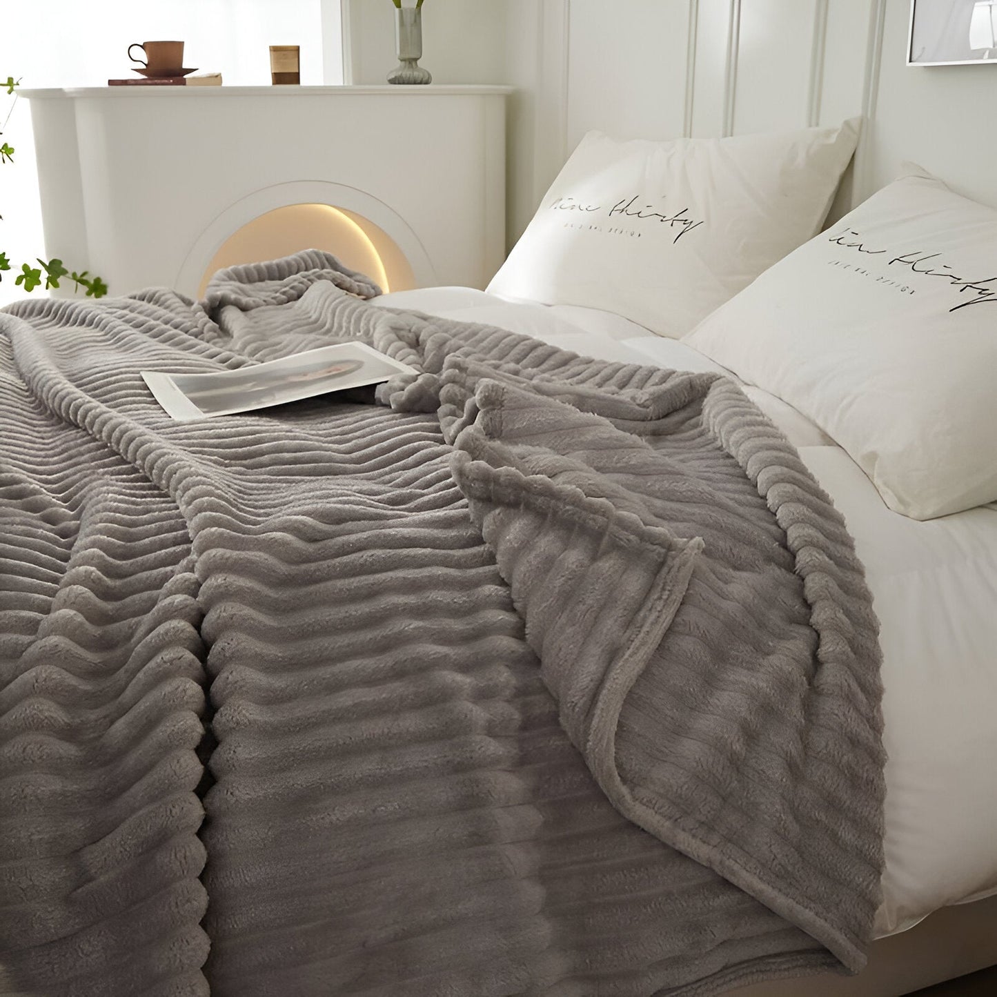 Soft, Warm Fleece Throw Blanket