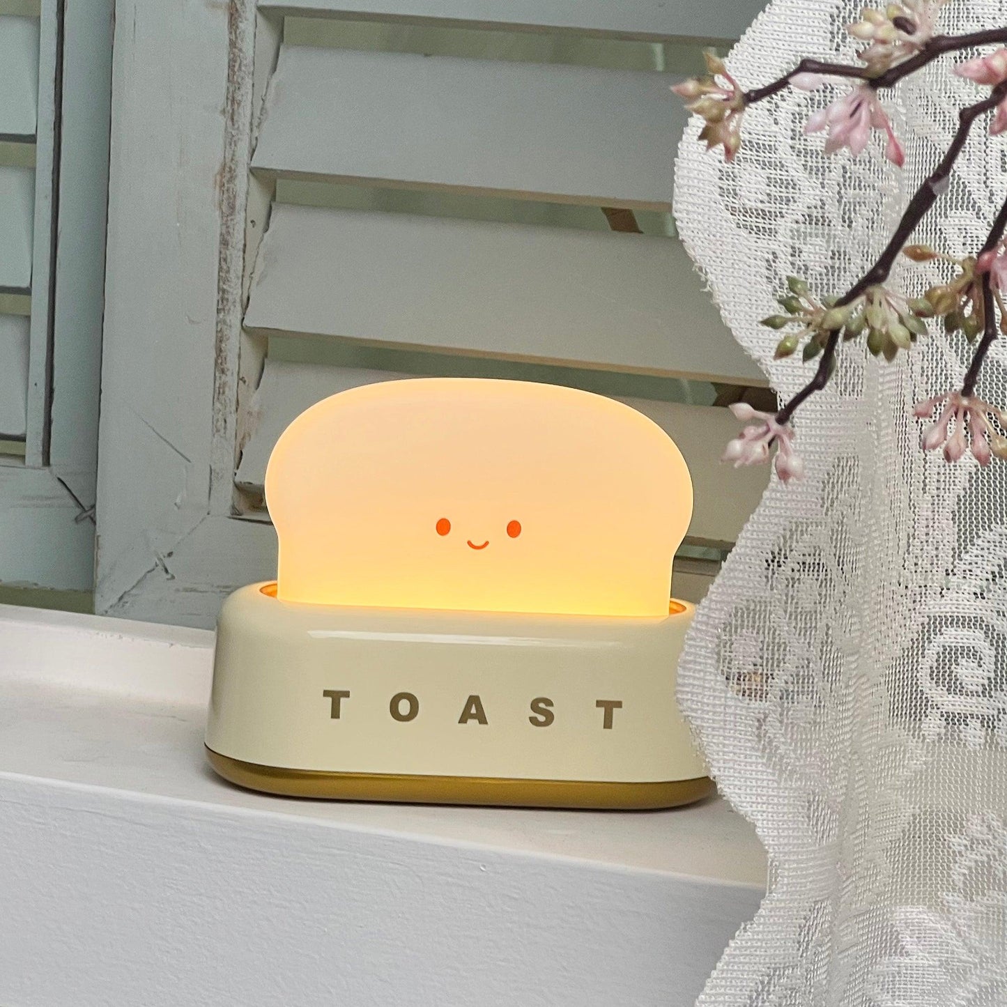 Compact Toaster Table Lamp