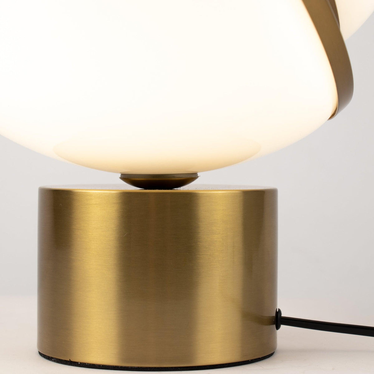 Stylish Curved Desk Lamp