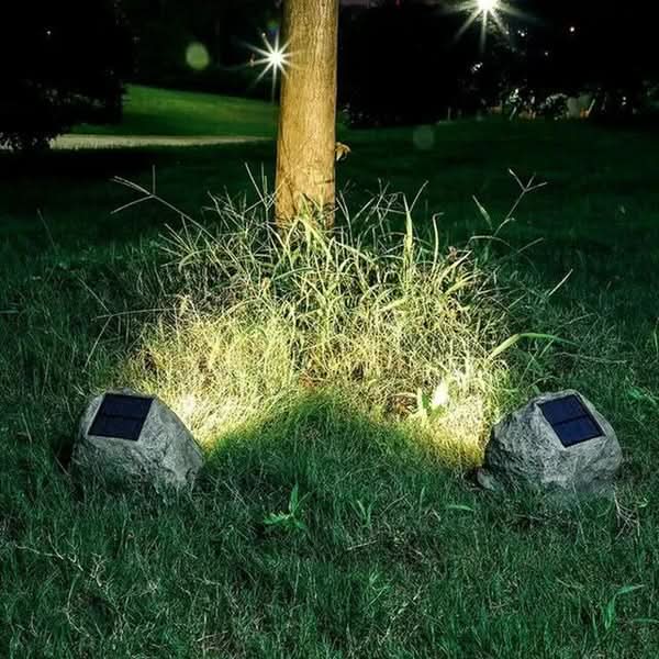 Solar Powered LED Garden Lamp