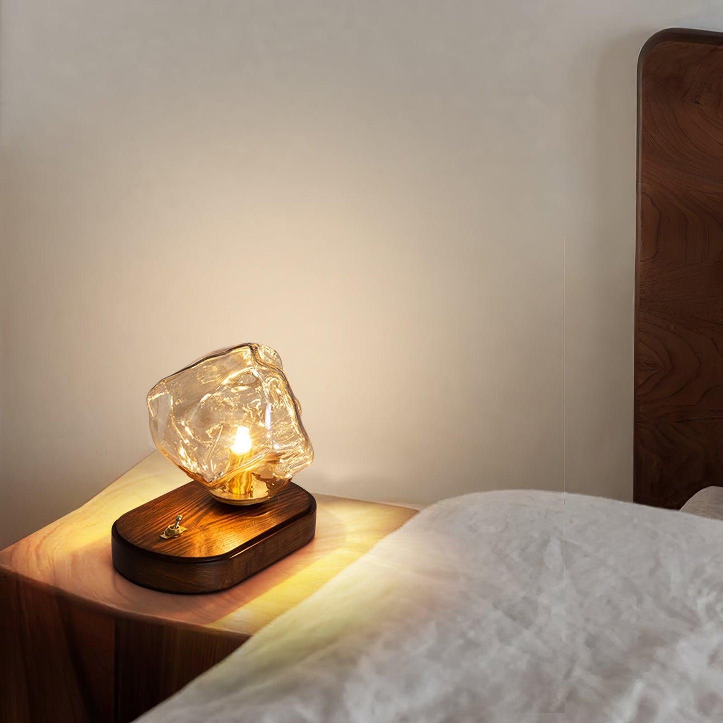 Clear Glass Contemporary Table Light