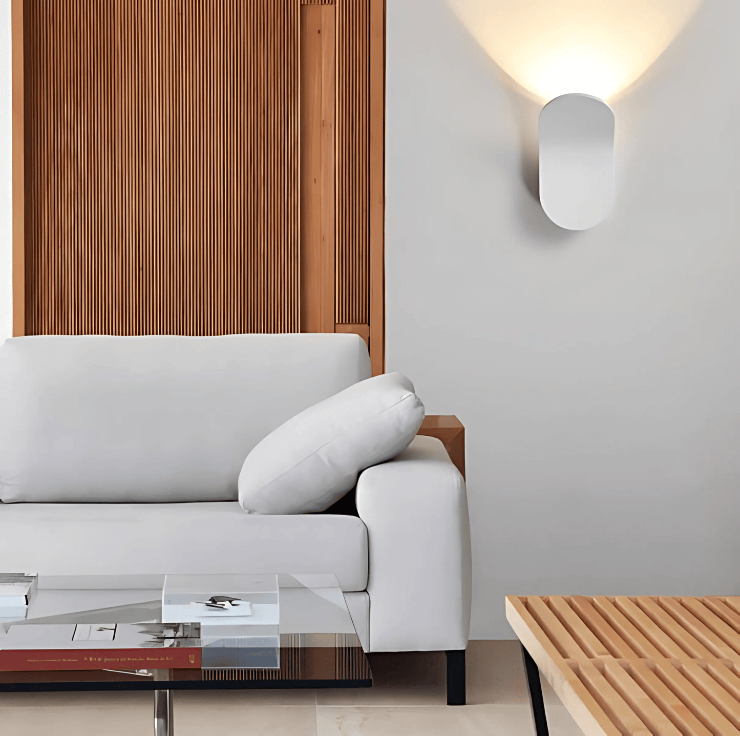 Sleek Contemporary Wall Lamp for Home Lighting