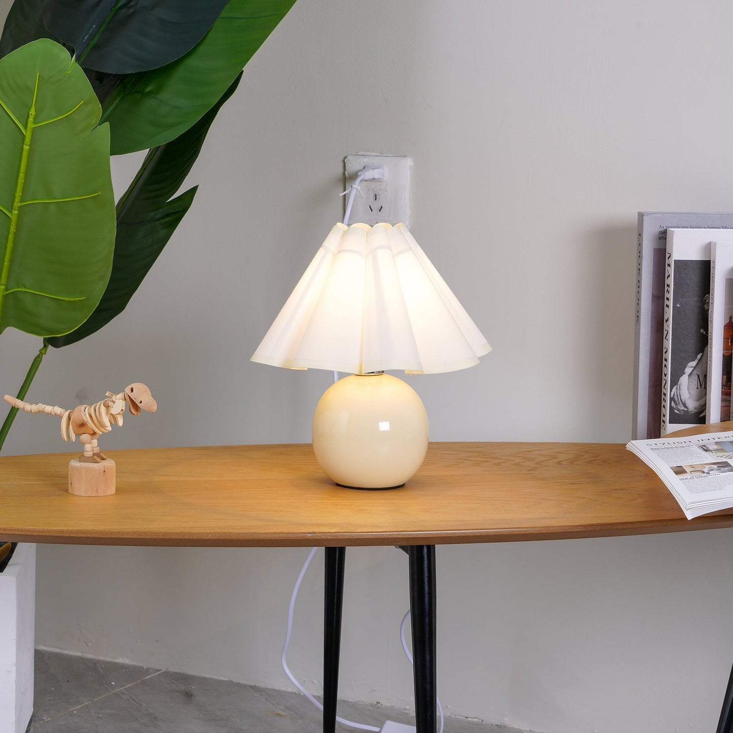 Compact Folded Desk Table Lamp