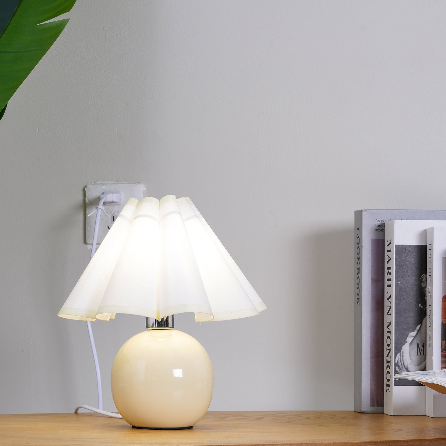 Compact Folded Desk Table Lamp