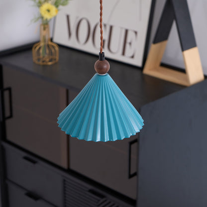 Stylish Blue Glass Pendant Dining Lamp