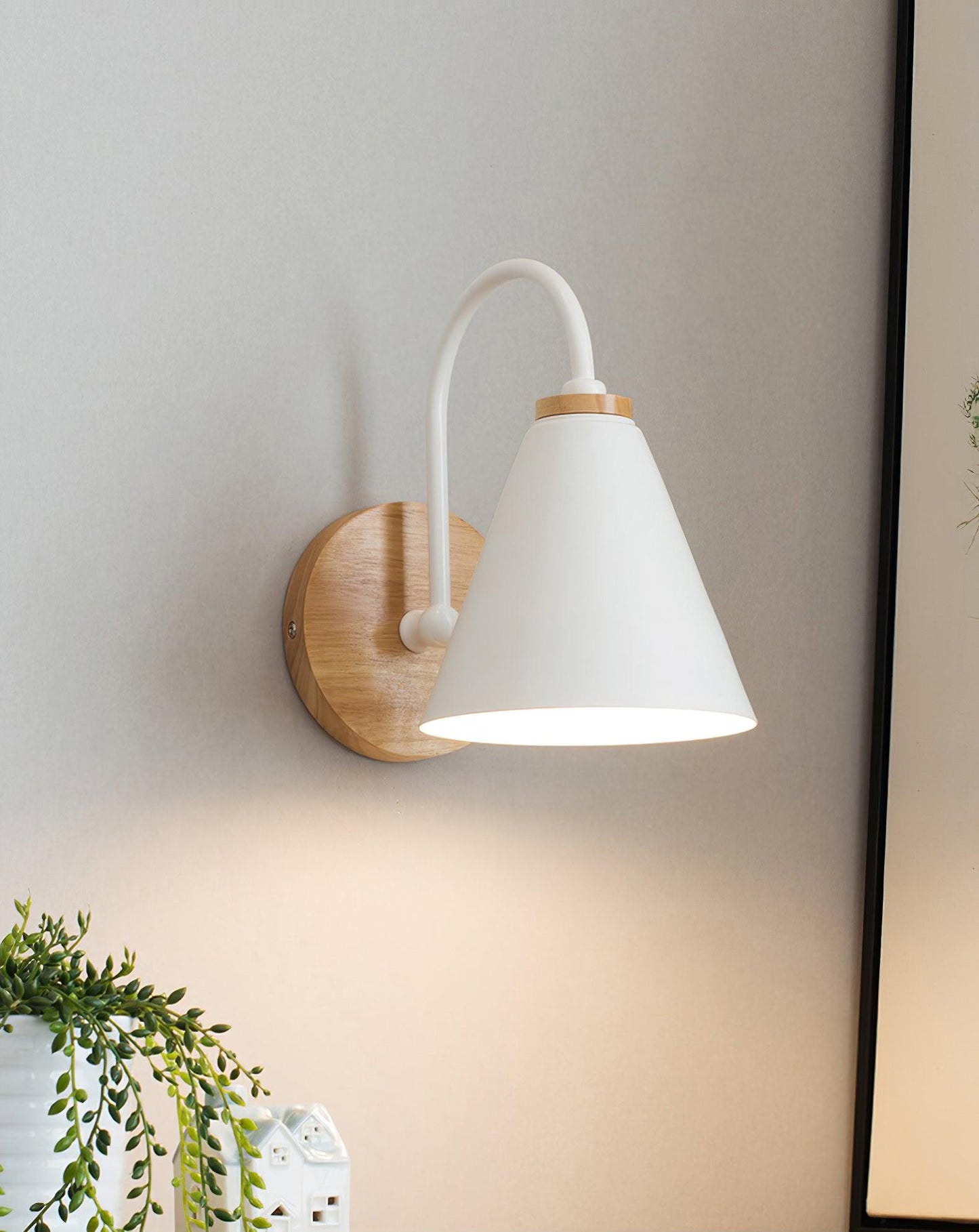 Rustic Scandinavian Wall Light Lamp