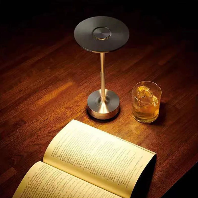 Metallic Adjustable Table Lamp with Vintage Style