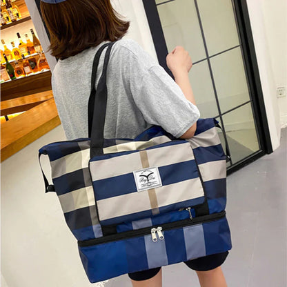 Spacious Wheeled Luggage Bag Cofik