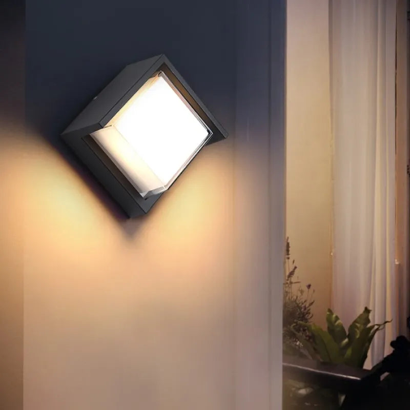 Outdoor Weatherproof LED Wall Light