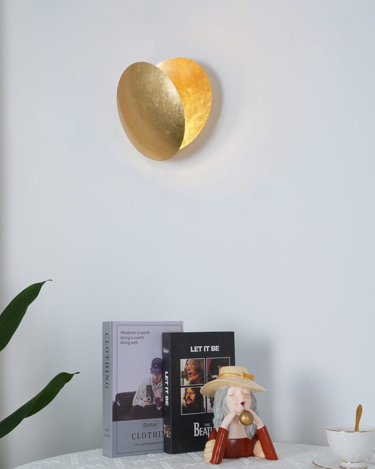 Modern Noxord Wall Light