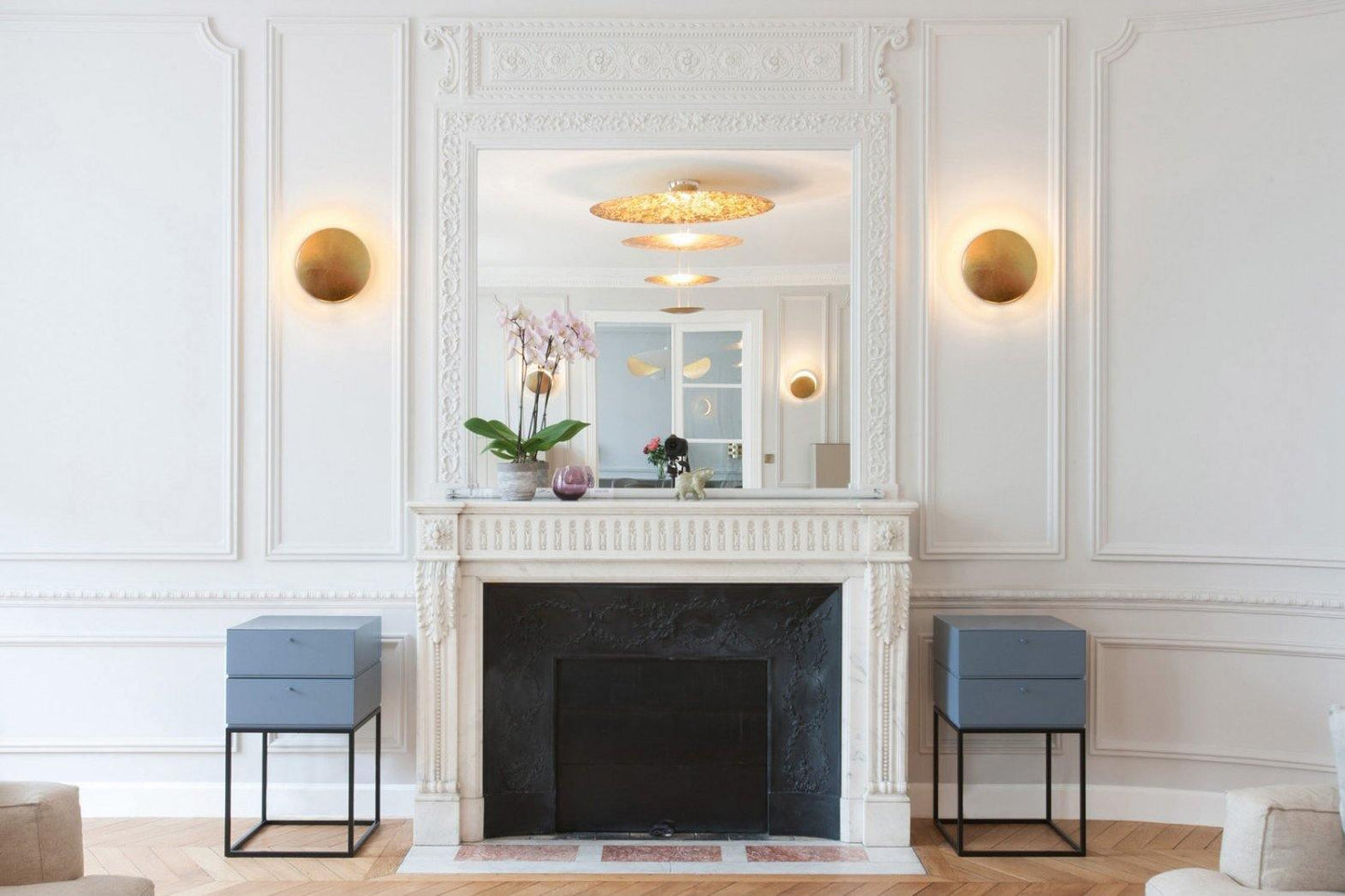 Stylish Mountable Light Fixture