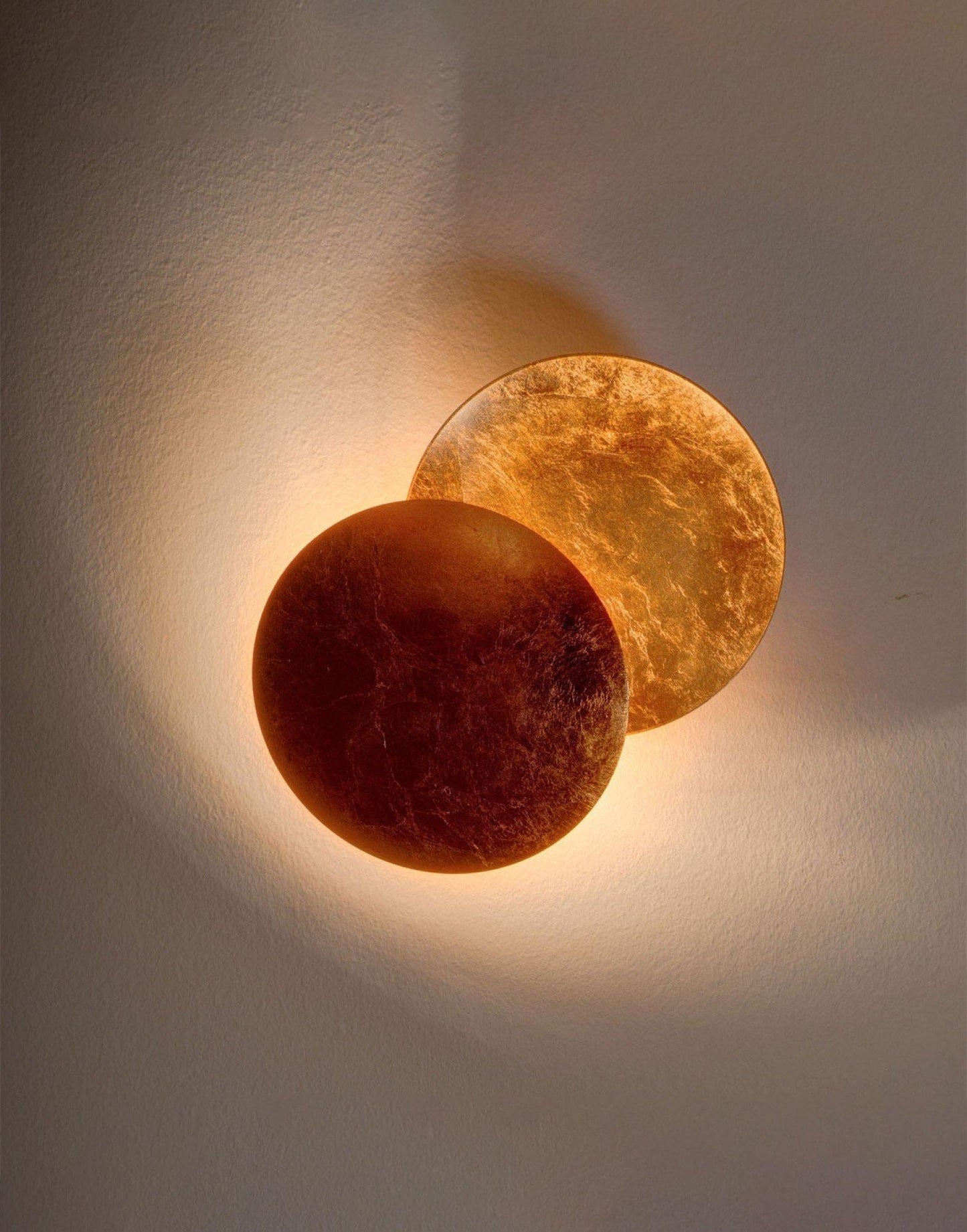 Stylish Mountable Light Fixture