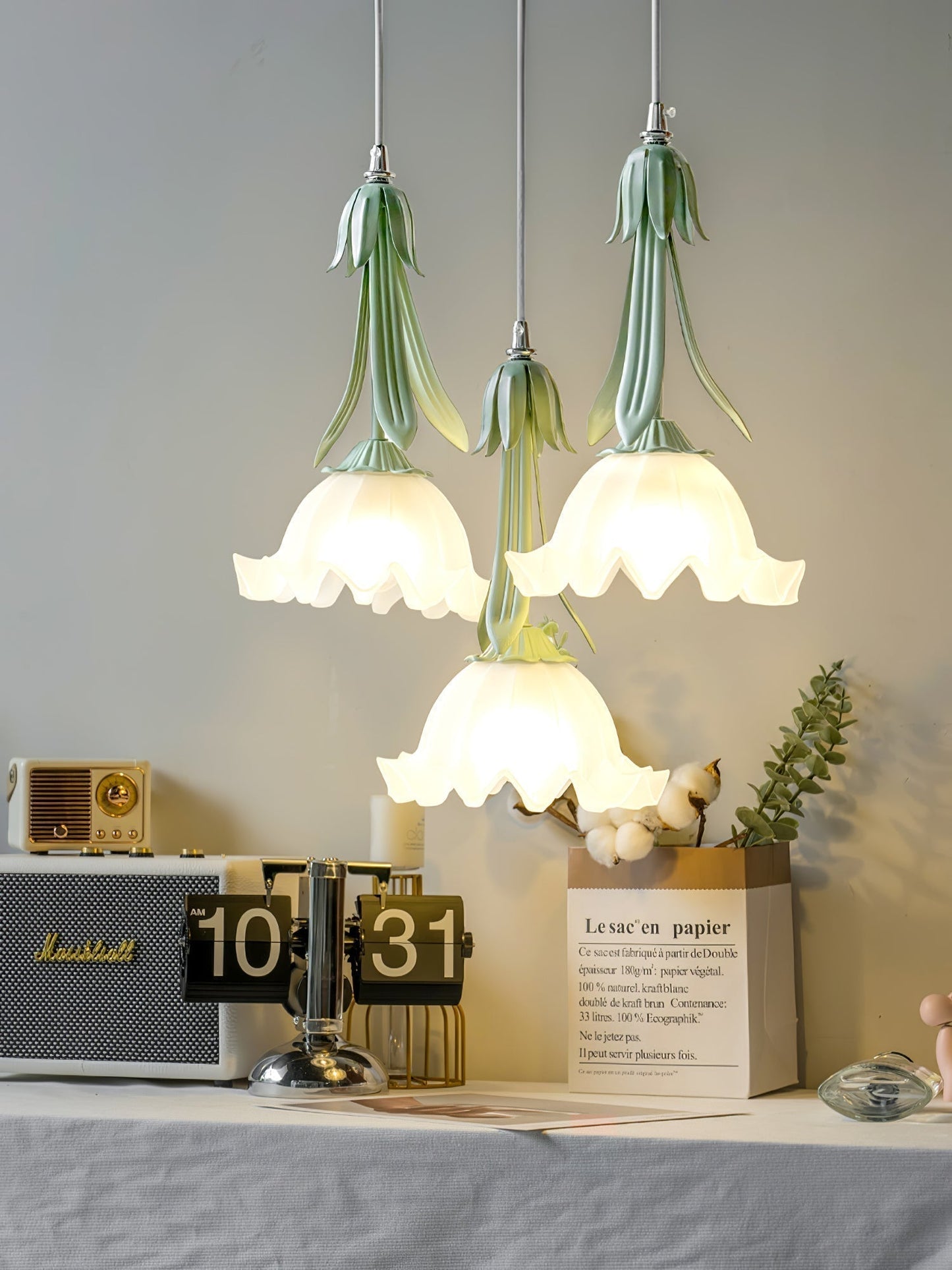 Elegant Floral Hanging Lamp