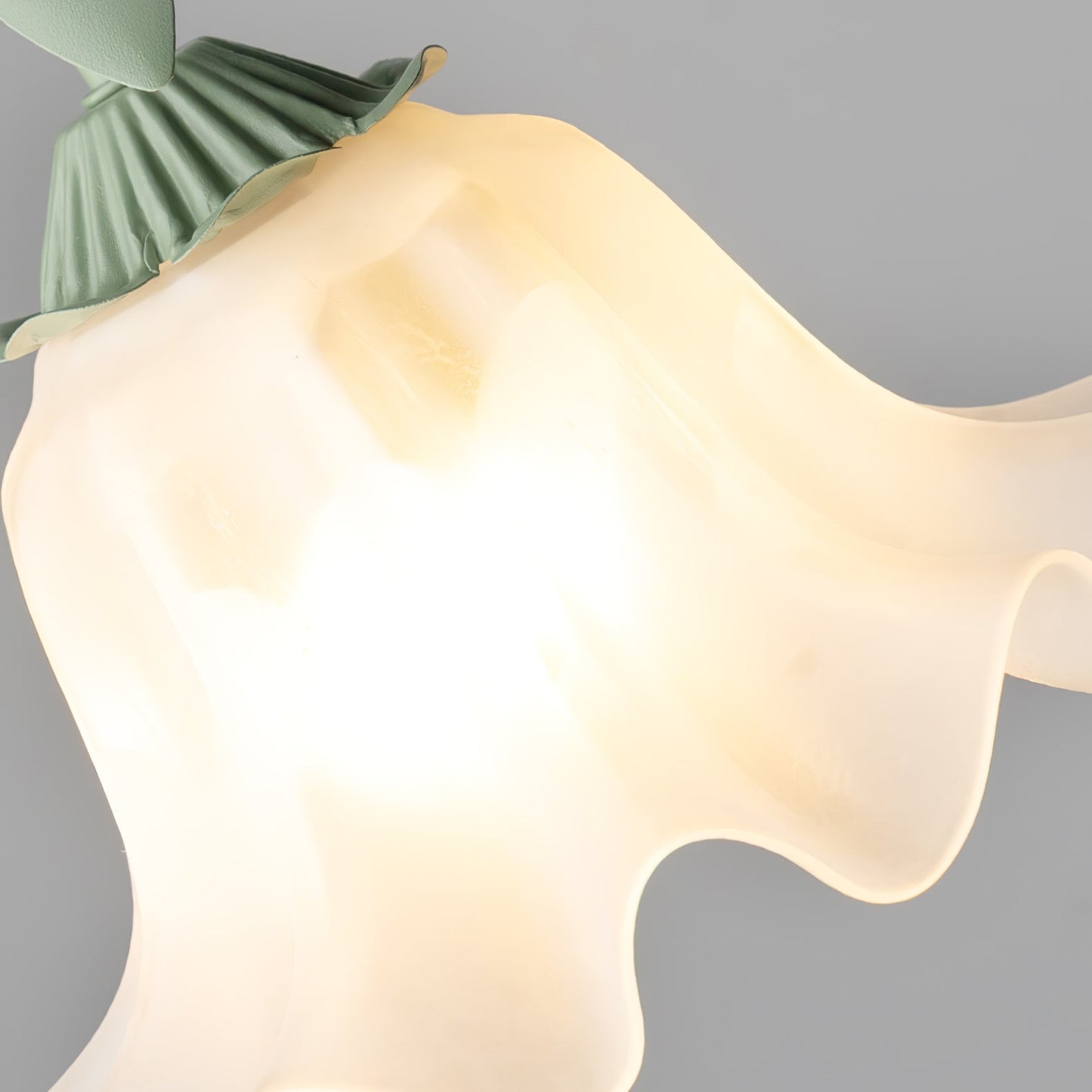 Elegant Floral Hanging Lamp