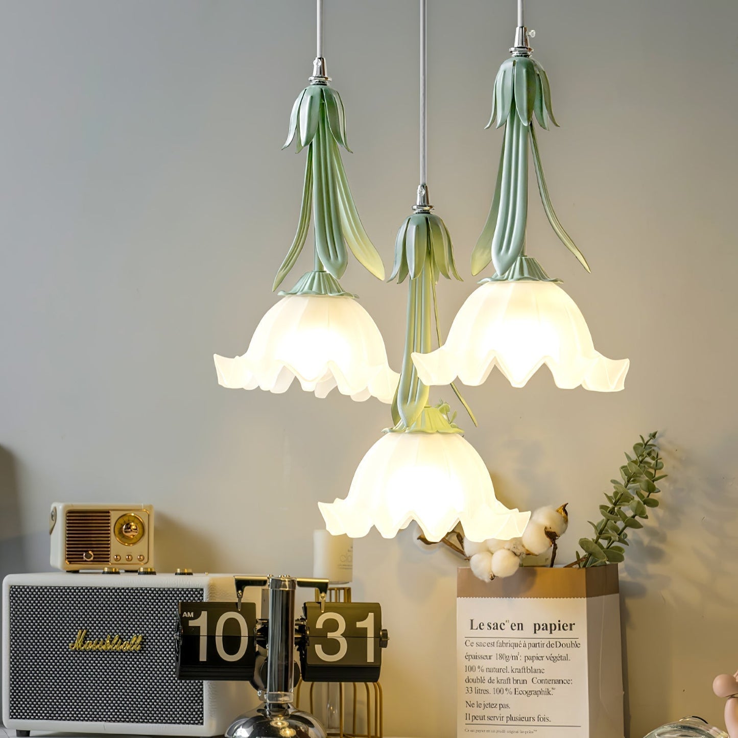 Elegant Floral Hanging Lamp