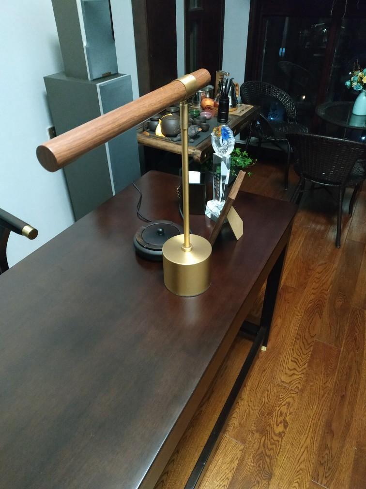 Slim Modern Office Desk Lamp