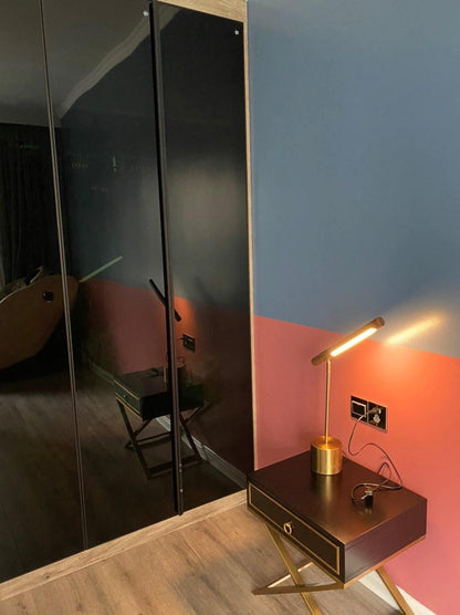 Slim Modern Office Desk Lamp
