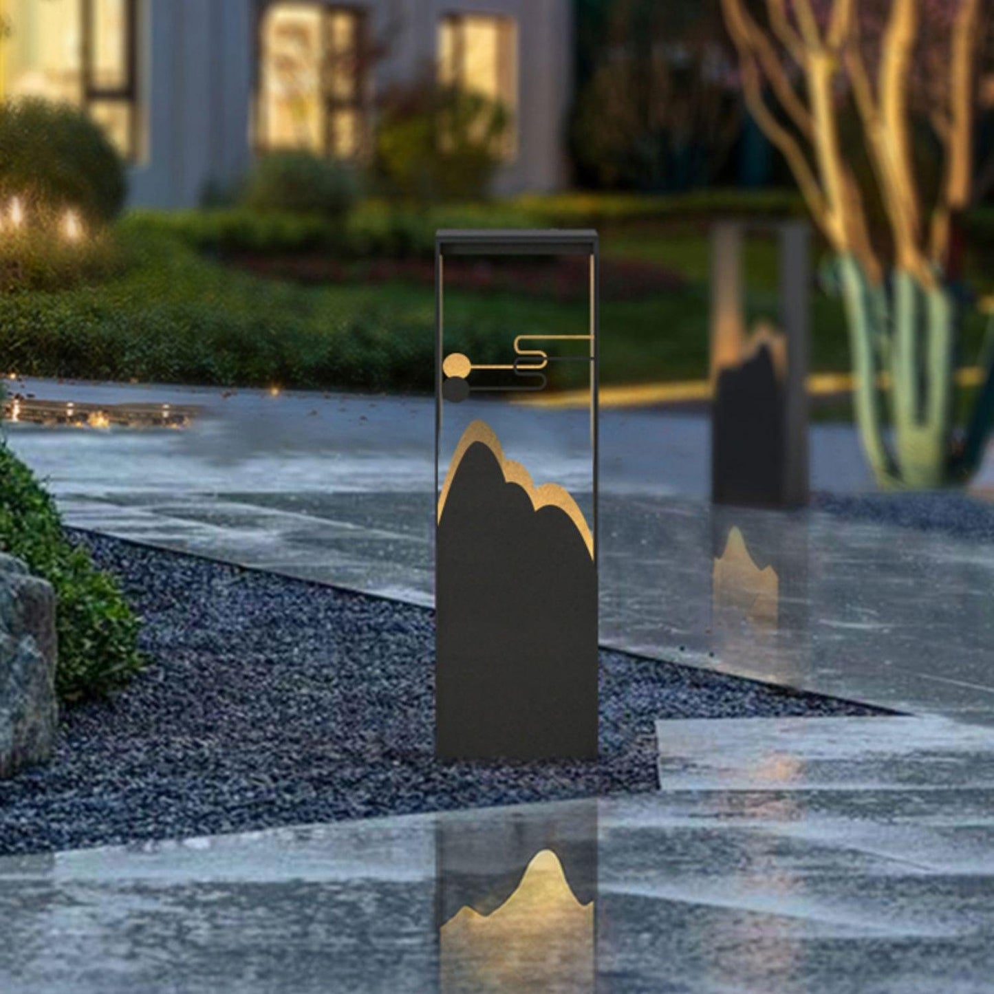Bright Solar Powered Garden Light