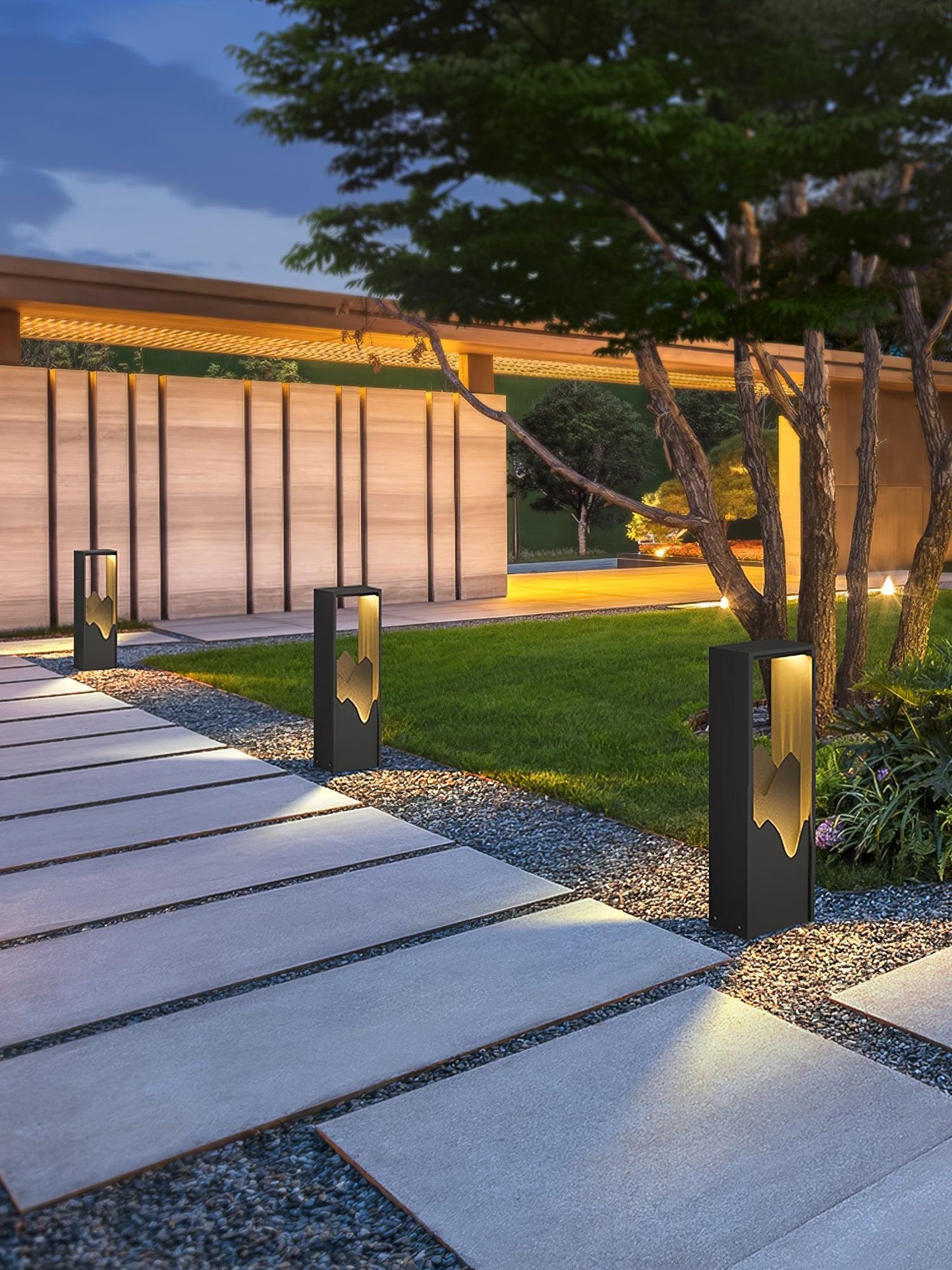 Solar Powered Outdoor Garden Lamp