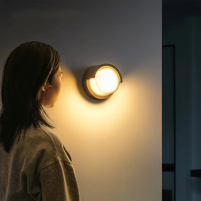 Stylish Outdoor LED Wall Lamp with Motion Detector