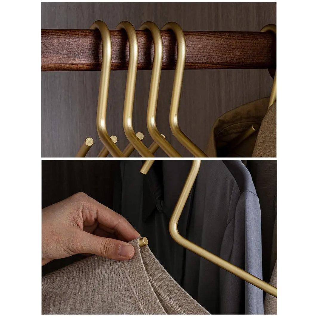 Premium Non-Slip Closet Hangers - Durable Matte Coat Hangers