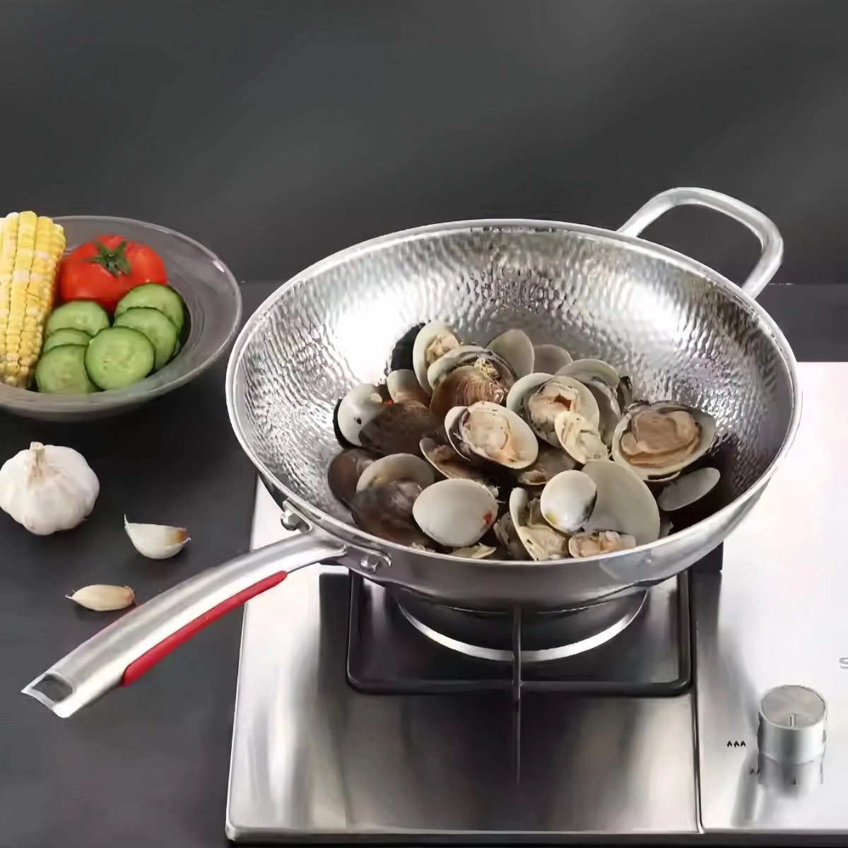 High-Quality Titanium Wok for Induction Cooktops - Cofik