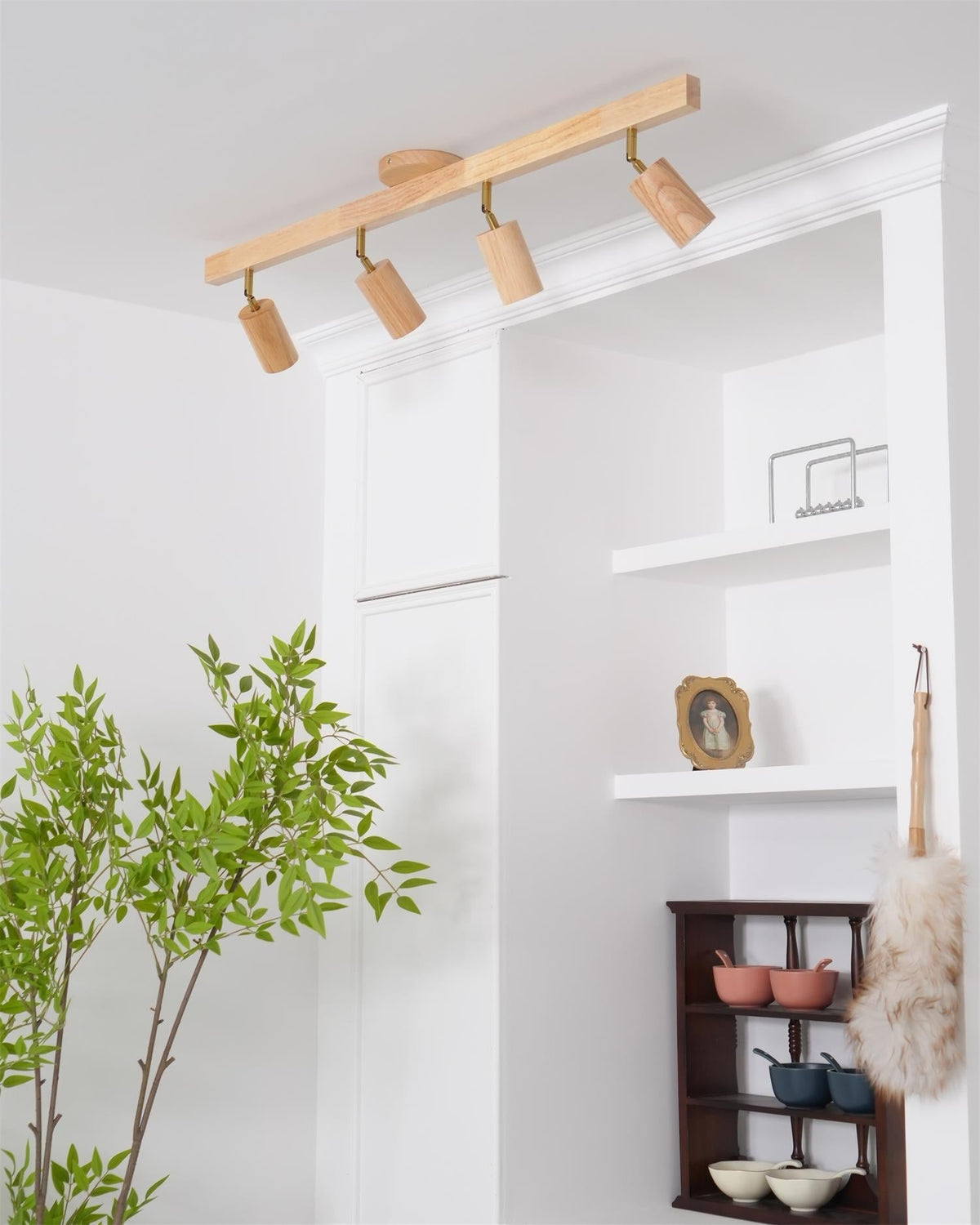 Modern Plug-In LED Wall Light Fixture Warm White Accent