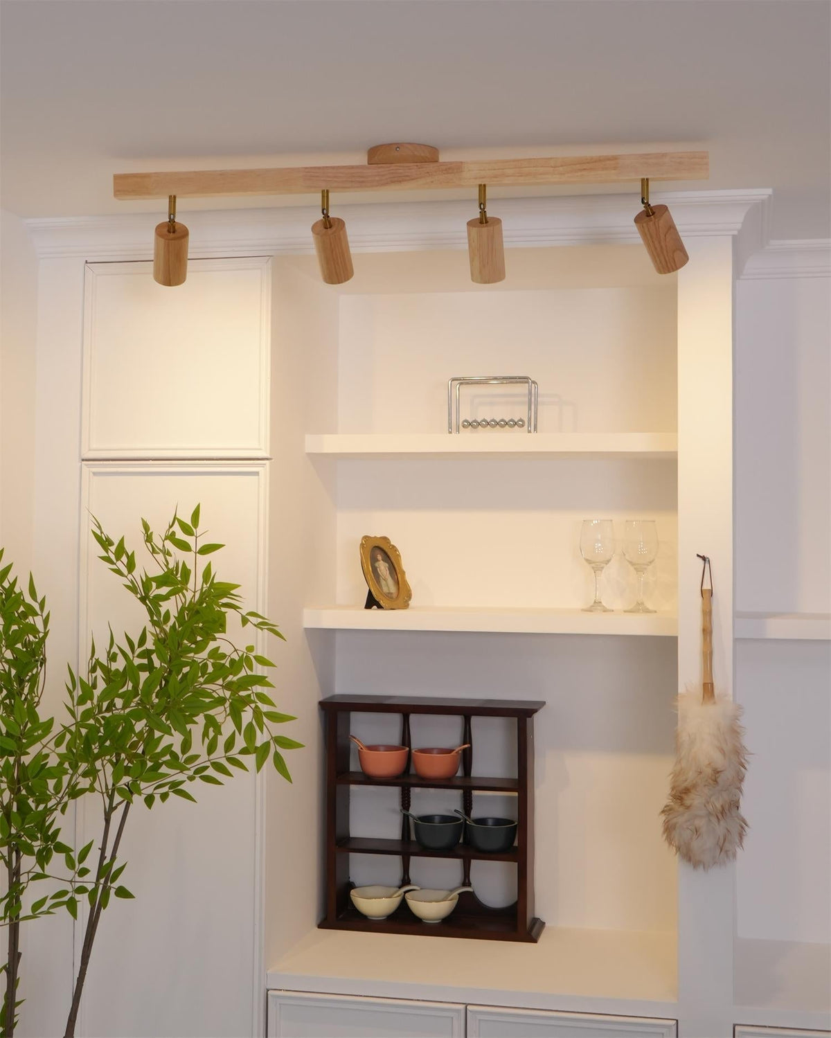 Modern Plug-In LED Wall Light Fixture Warm White Accent