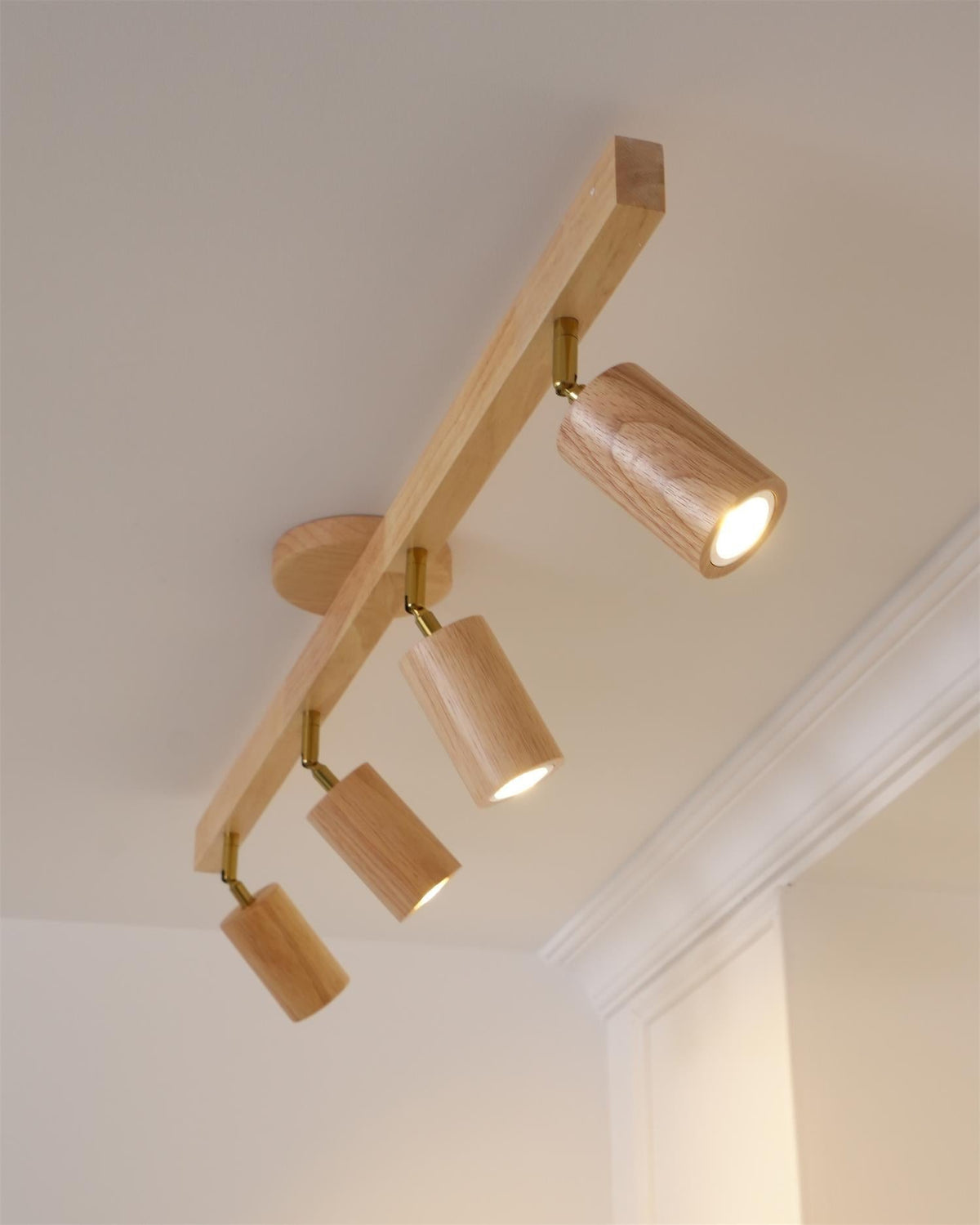 Modern Plug-In LED Wall Light Fixture Warm White Accent