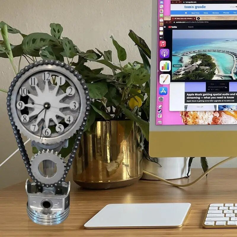 Quiet Automatic Desk Clock Chain