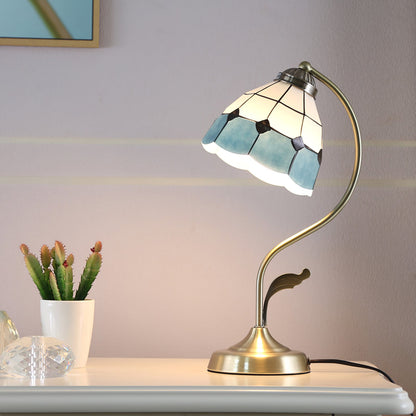 Elegant Glass Flower Table Lamp in Gold Finish