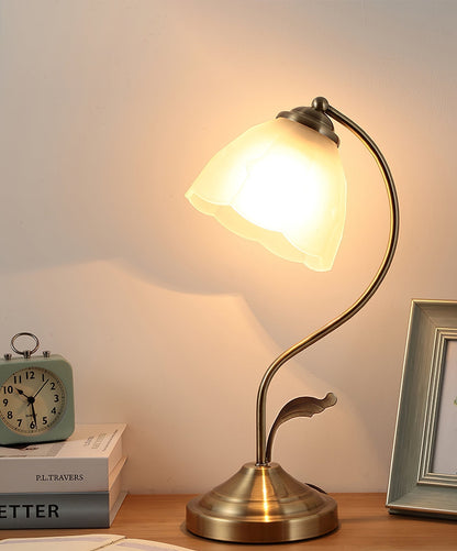 Elegant Glass Flower Table Lamp in Gold Finish