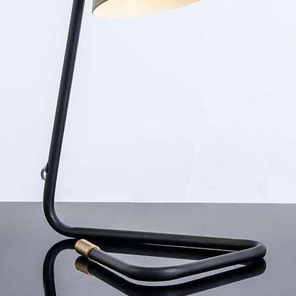 Classic Medium Desk Lamp 15'
