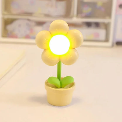Delicate Floral Desk Lamp for Warm Lighting