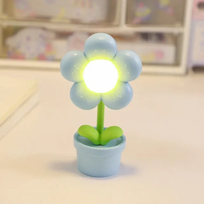 Delicate Floral Desk Lamp for Warm Lighting