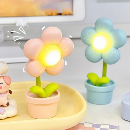 Delicate Floral Desk Lamp for Warm Lighting