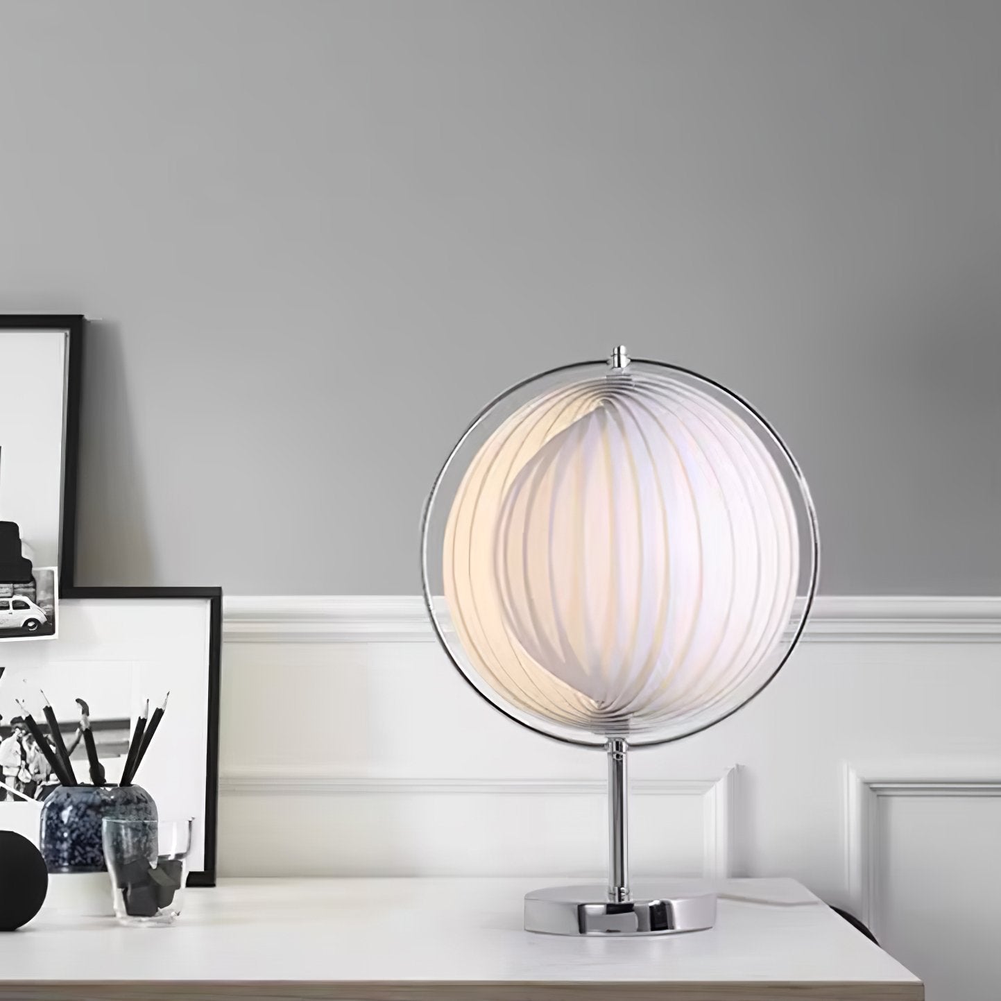 Stylish Moon Glass Desk Lamp