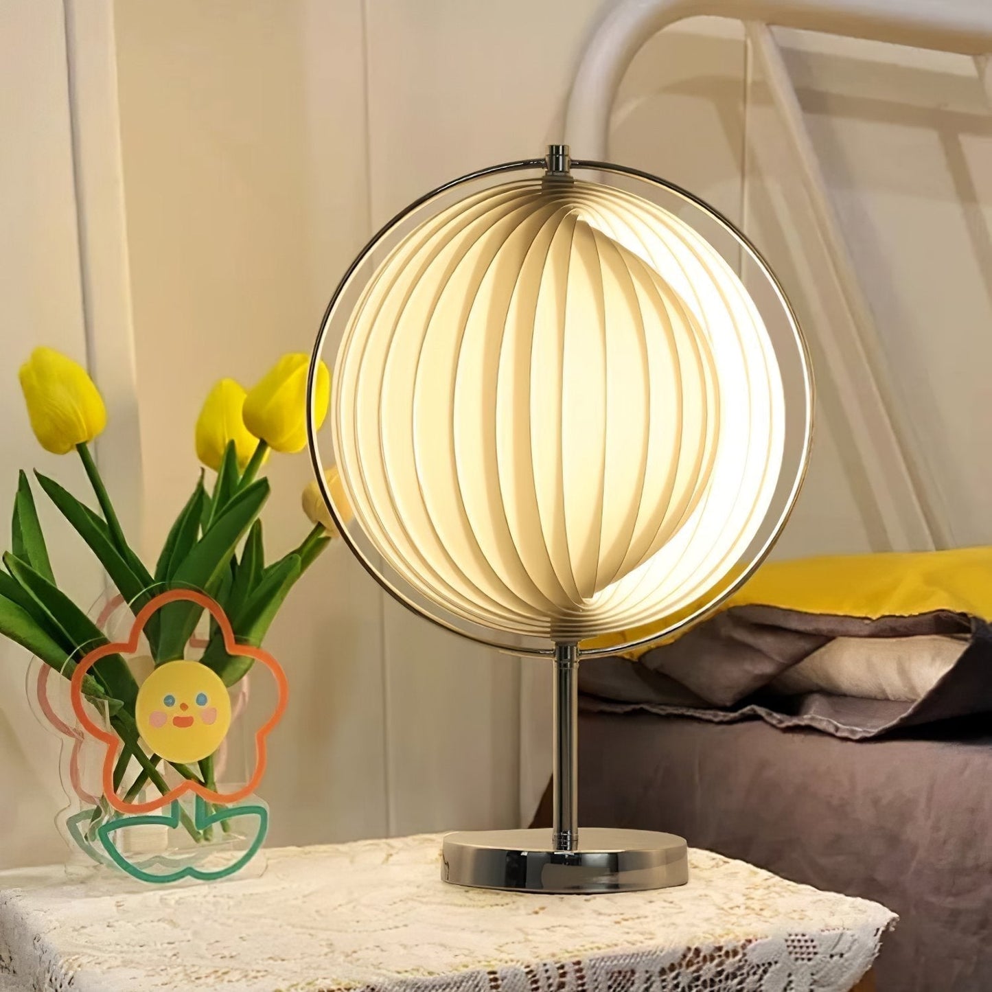 Stylish Moon Glass Desk Lamp