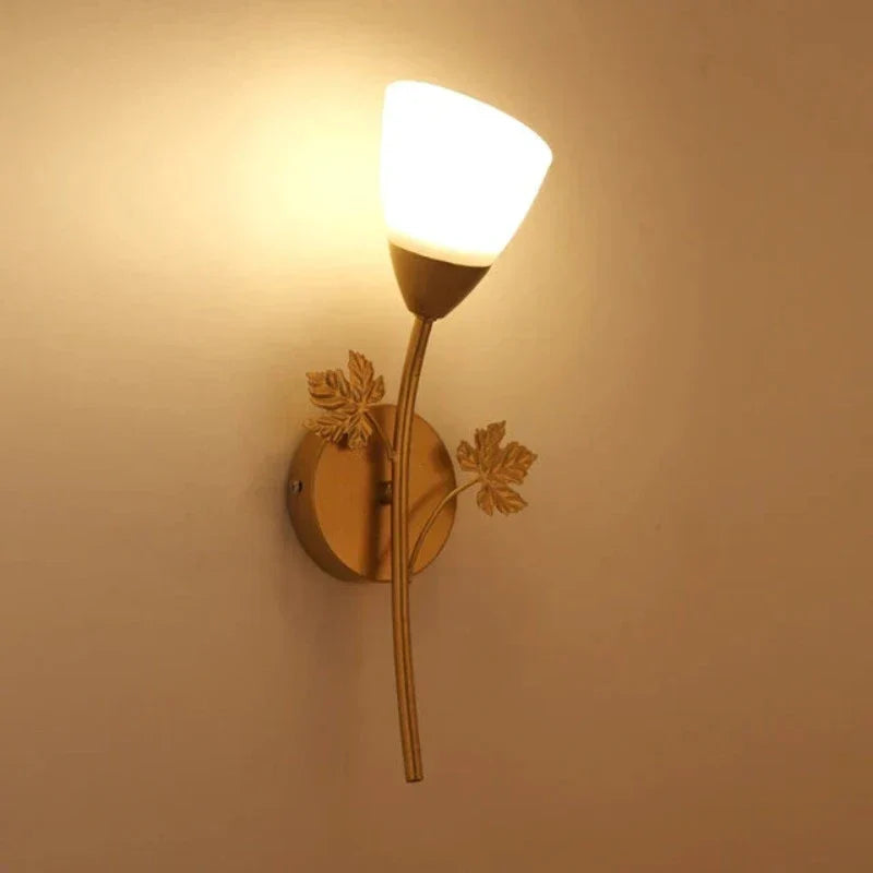 Retro Leaf Pattern LED Wall Light - Cofik