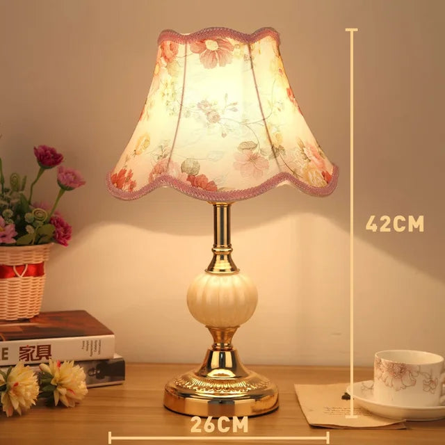 Rustic Traditional Desk Lamp - Cofik