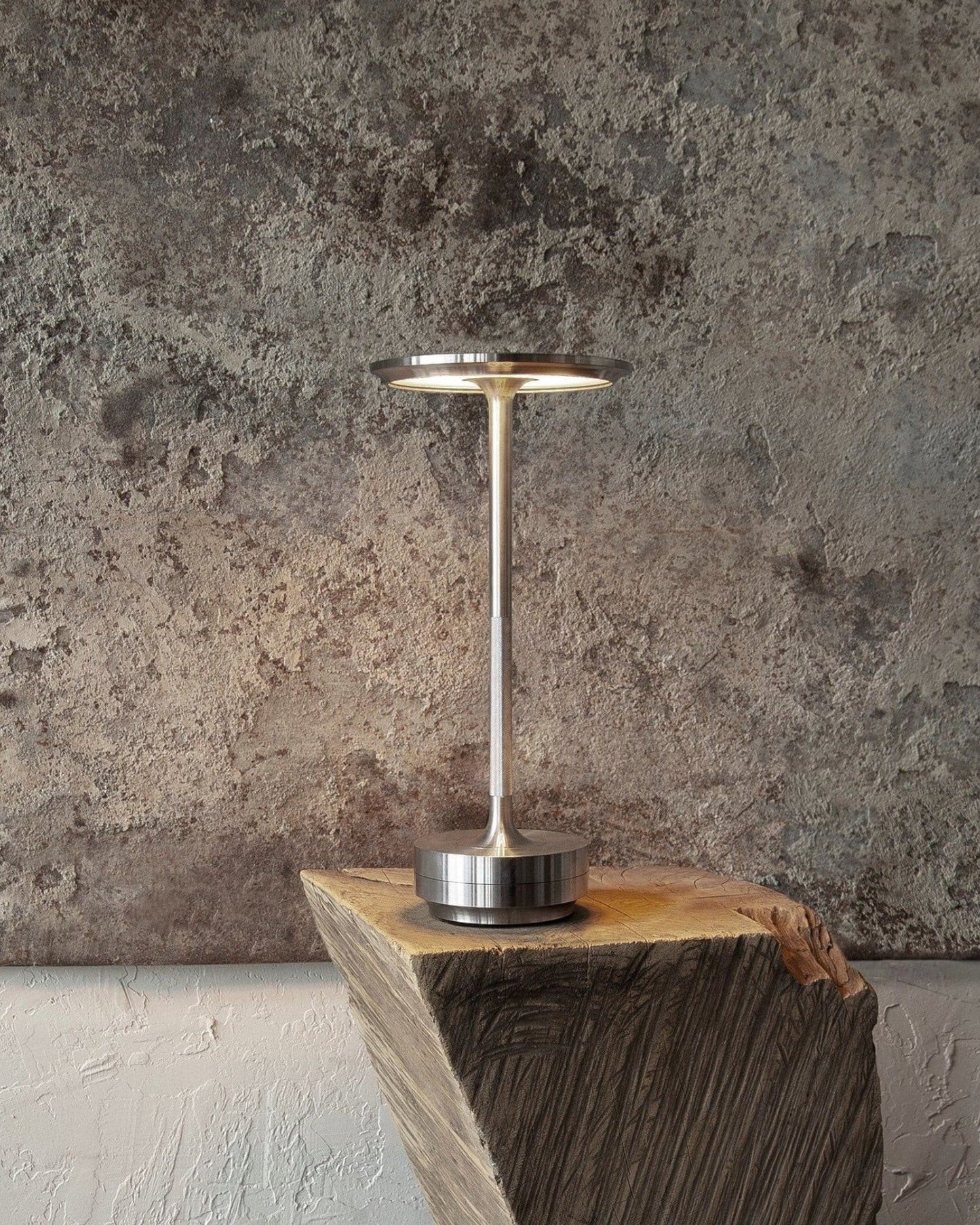 Sleek Wireless Desk Lamp for Home Lighting