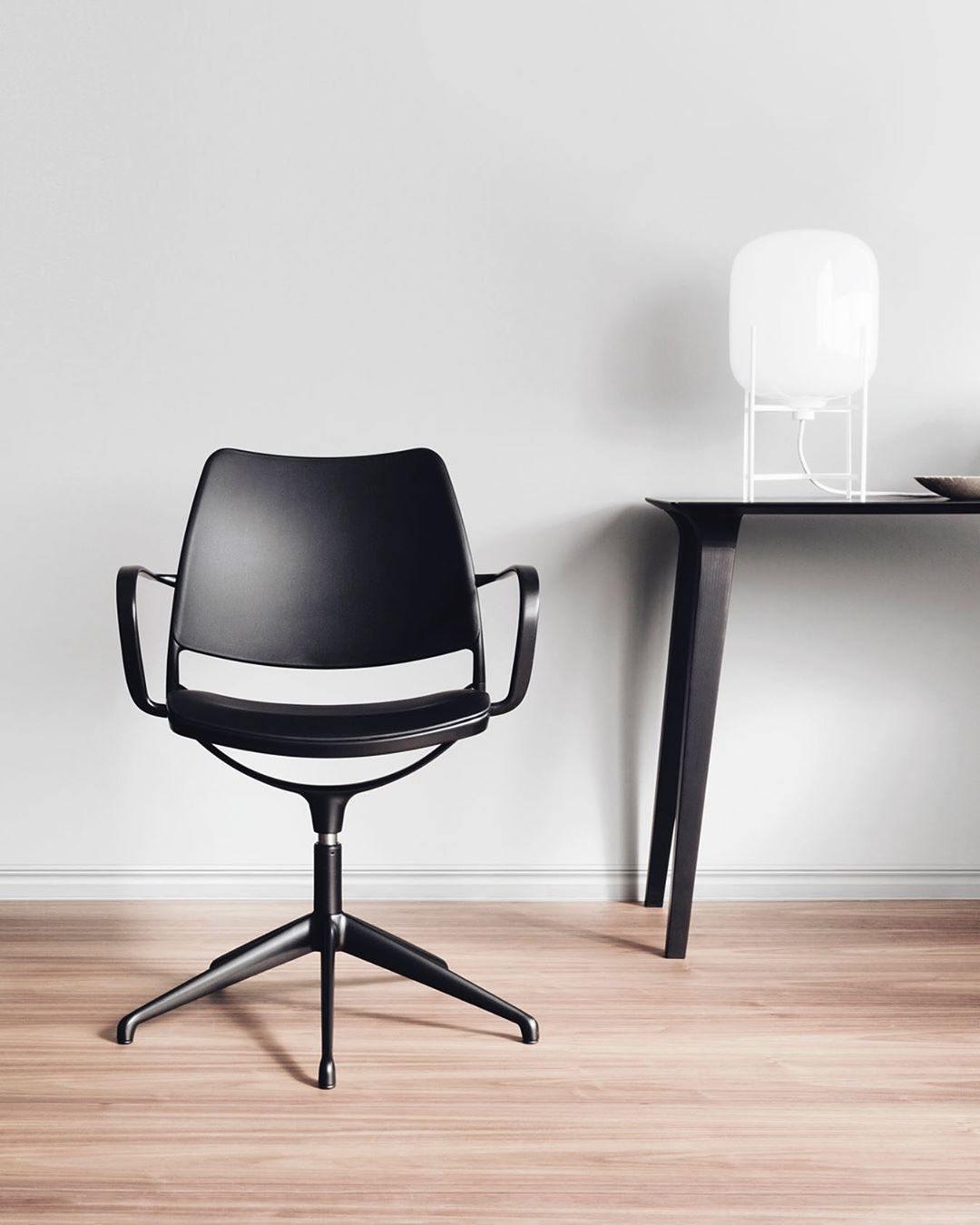 Stylish Accent Table Light