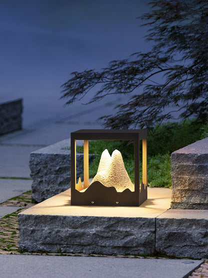 Bright Yard Solar Powered Lamp