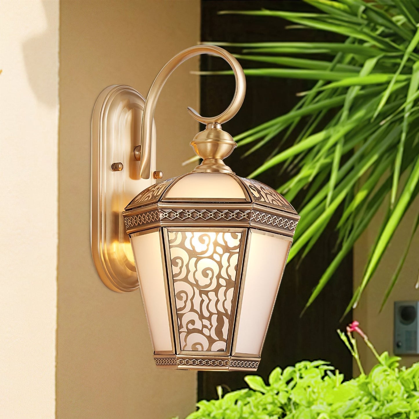 Elegant Design Wall Light