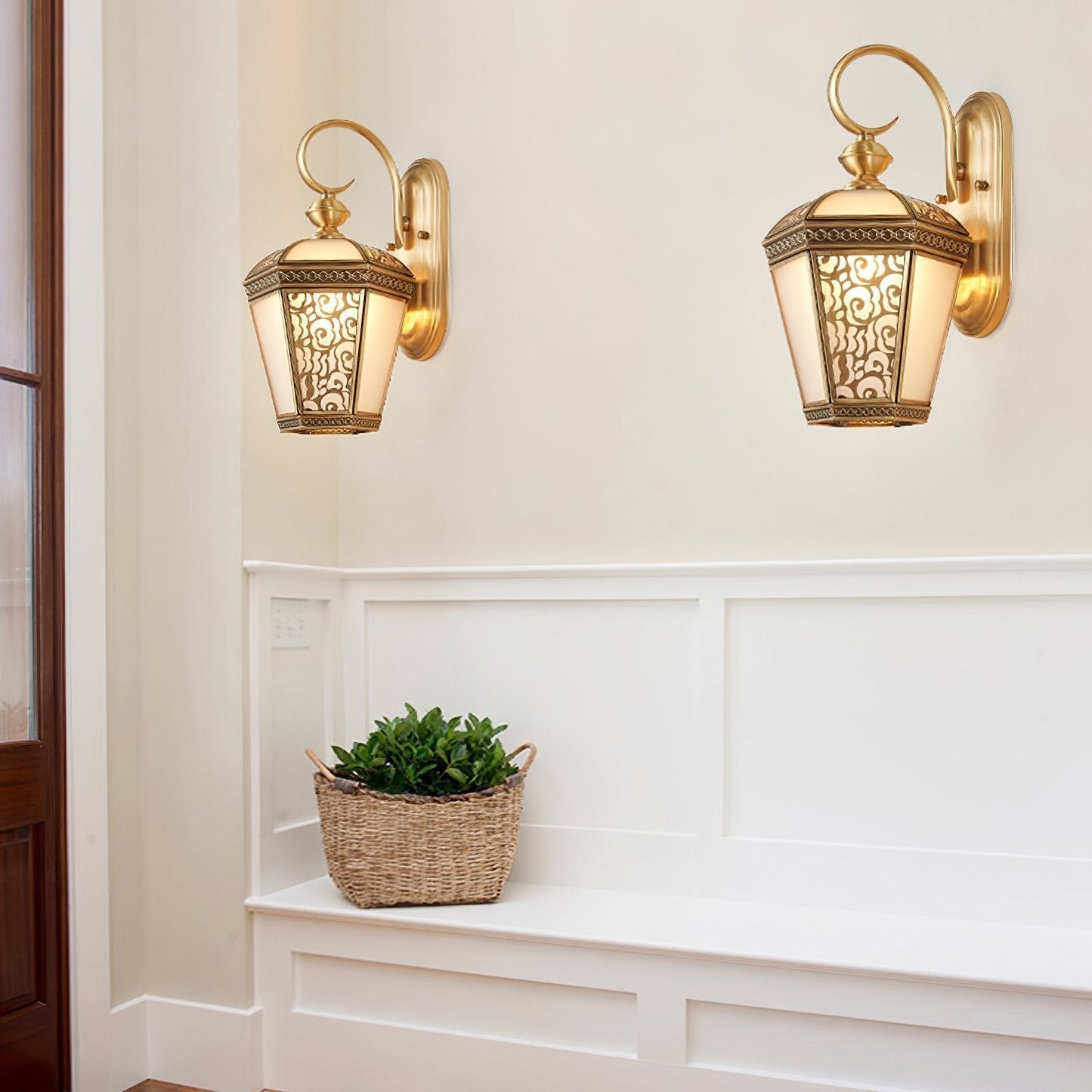 Elegant Design Wall Light