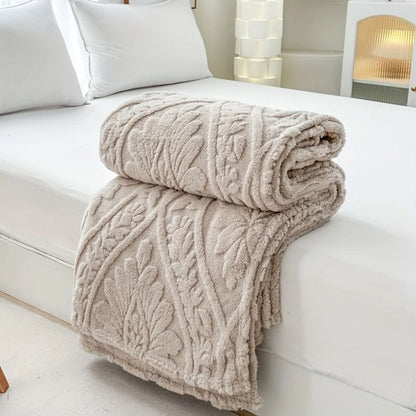 Plush Fleece Blanket - Warm Microfiber Throw for Home