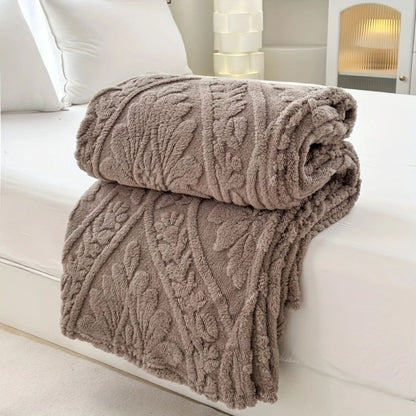 Plush Fleece Blanket - Warm Microfiber Throw for Home
