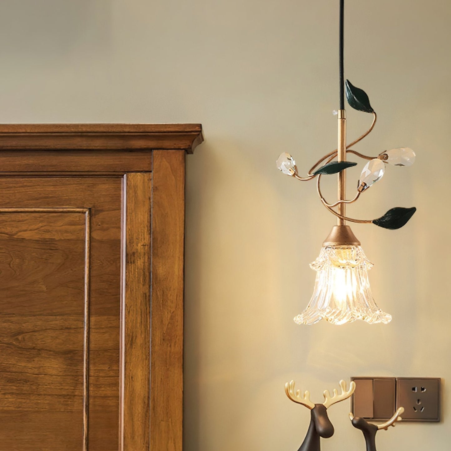 Rustic Floral Hanging Lamp